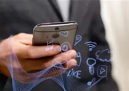 Imagem de um roteador com uma luz verde